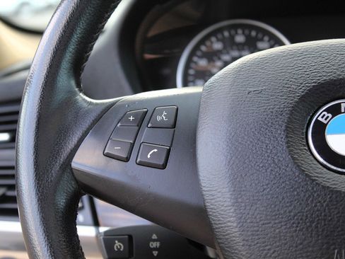 Used 2011 BMW X5 xDrive35i image 12