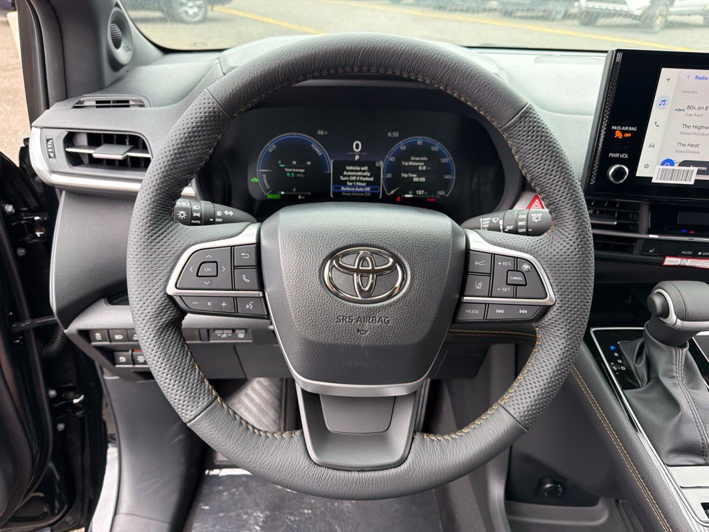 New 2026 Toyota Sienna AWD image 17