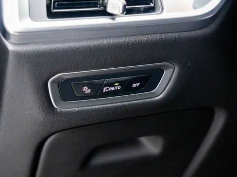 Certified 2025 BMW X7 xDrive40i w/ Executive Package image 14