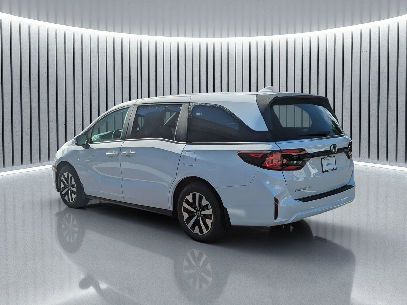 New 2027 Honda Odyssey EX-L image 8