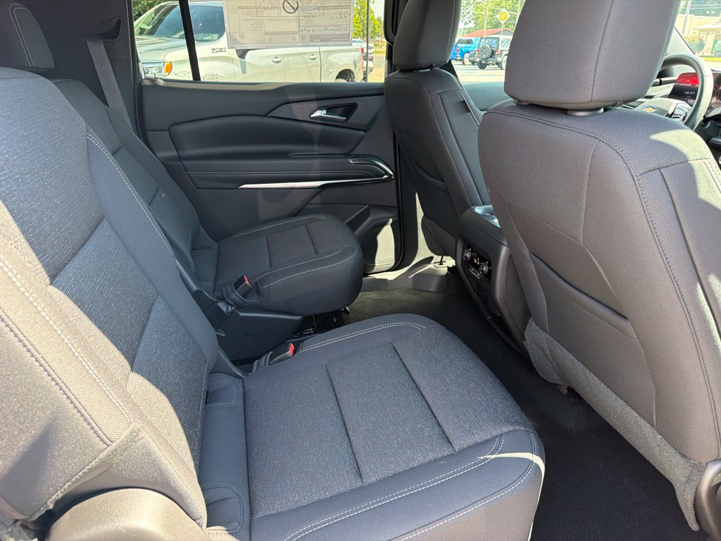 New 2027 Chevrolet Traverse LT w/ Driver Confidence Package FWD image 19