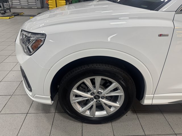 Certified 2024 Audi Q3 2.0T Premium w/ Convenience Package AWD/4WD image 10