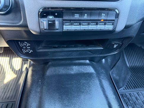 Used 2022 RAM 2500 Tradesman image 25