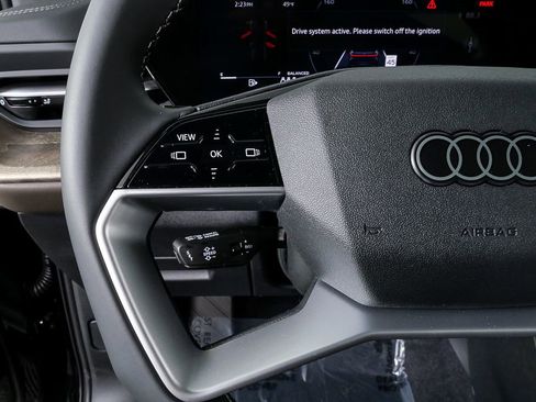 New 2025 Audi Q5 Premium image 9