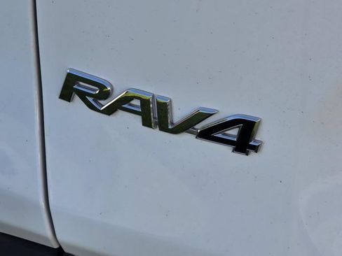 Used 2024 Toyota RAV4 LE FWD image 15