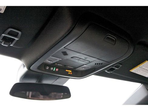 Certified 2025 Cadillac XT4 Premium Luxury image 23