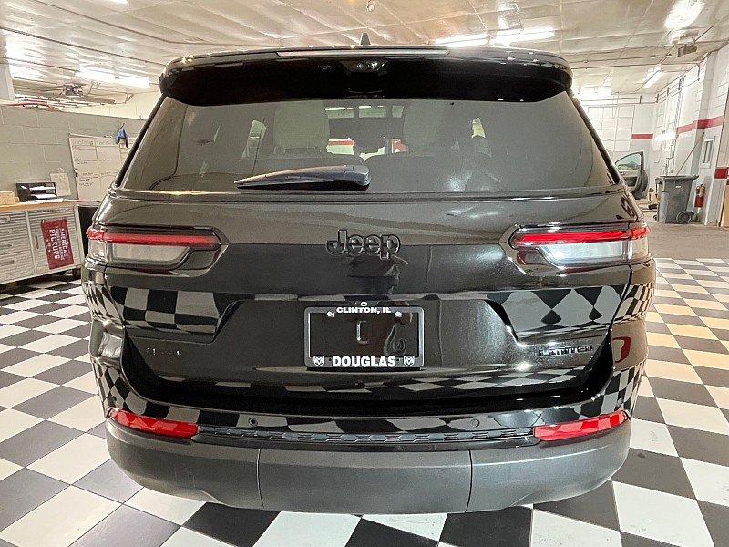 Used 2025 Jeep Grand Cherokee L Limited w/ Luxury Tech Group II AWD/4WD image 4