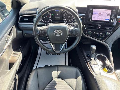 Used 2024 Toyota Camry SE w/ Convenience Package FWD image 6