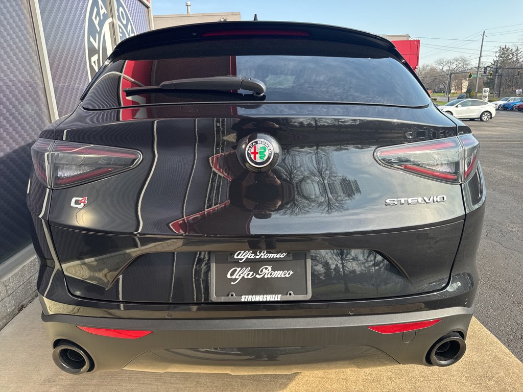 New 2026 Alfa Romeo Stelvio Sprint AWD/4WD image 6