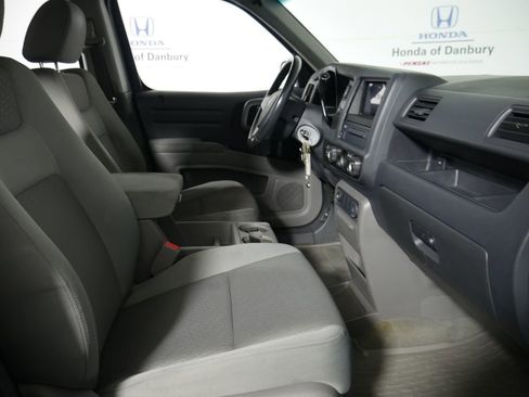 Used 2011 Honda Ridgeline RTS image 6