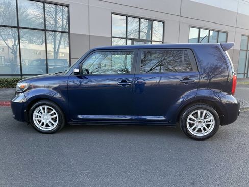 Used 2008 Scion xB FWD image 5