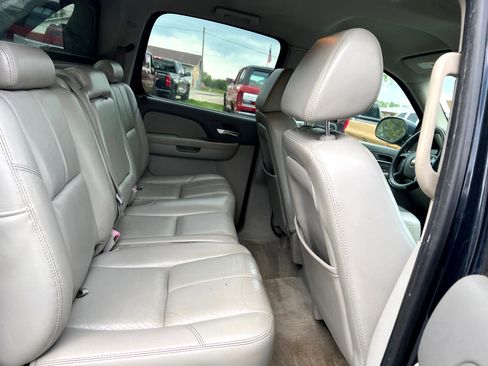 Used 2007 Chevrolet Avalanche LT w/ LT Preferred Equipment Group image 12