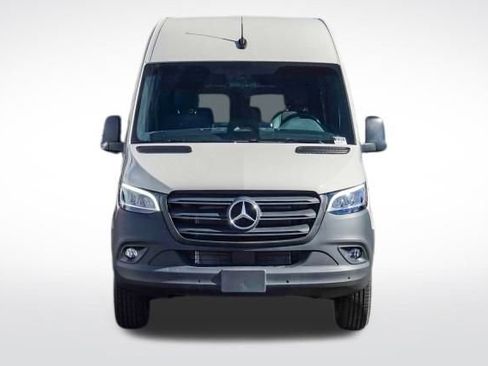 New 2025 Mercedes-Benz Sprinter 2500 image 2