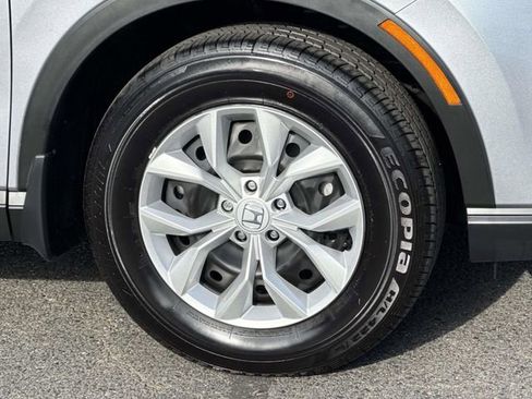 Certified 2025 Honda CR-V LX image 5