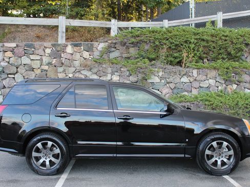 Used 2007 Cadillac SRX w/ Theater Package image 5