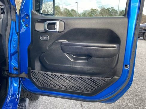 Used 2021 Jeep Gladiator Sport image 24