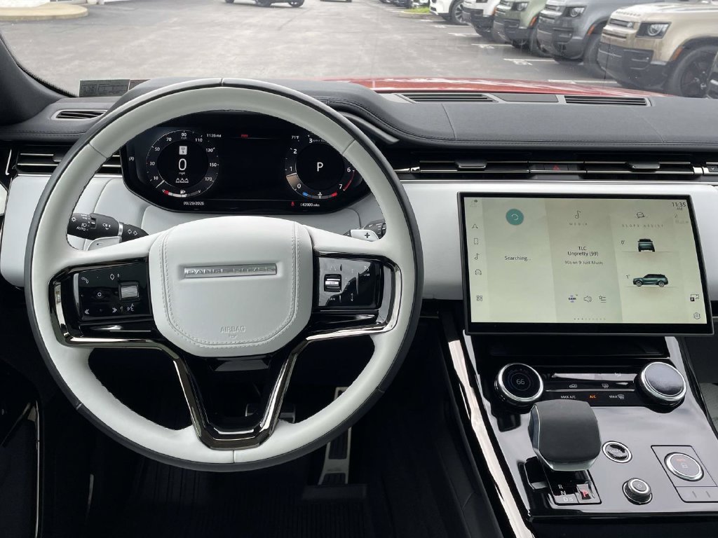 Certified 2023 Land Rover Range Rover Sport SE Dynamic AWD/4WD image 14