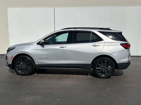 Used 2022 Chevrolet Equinox RS AWD/4WD image 2