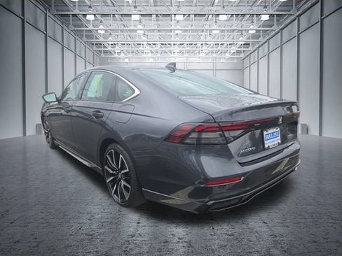 Certified 2023 Honda Accord Touring image 4