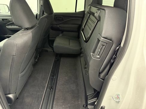 Used 2025 Honda Ridgeline Sport+ image 39