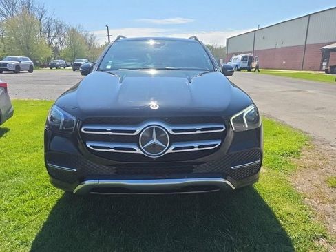 Used 2023 Mercedes-Benz GLE 350 w/ Premium Package image 2