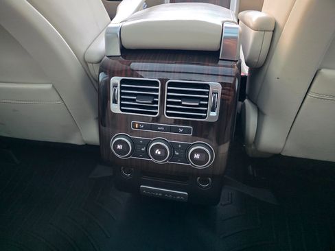Used 2016 Land Rover Range Rover HSE image 20