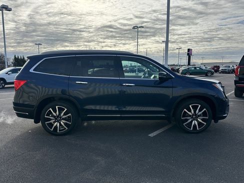 Used 2019 Honda Pilot Elite image 4