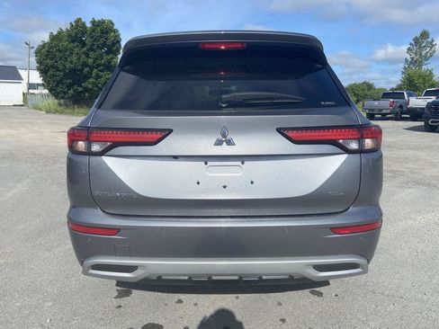 Used 2022 Mitsubishi Outlander SEL AWD/4WD image 9
