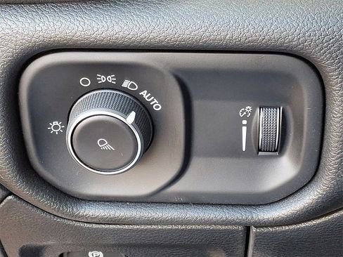 New 2025 RAM 1500 Tradesman image 17