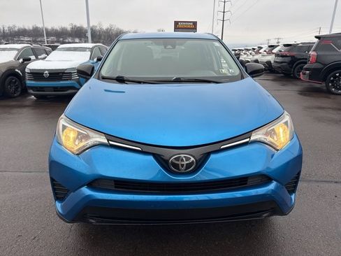 Used 2018 Toyota RAV4 LE image 2