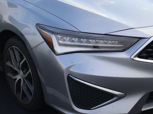 Used 2019 Acura ILX FWD image 4