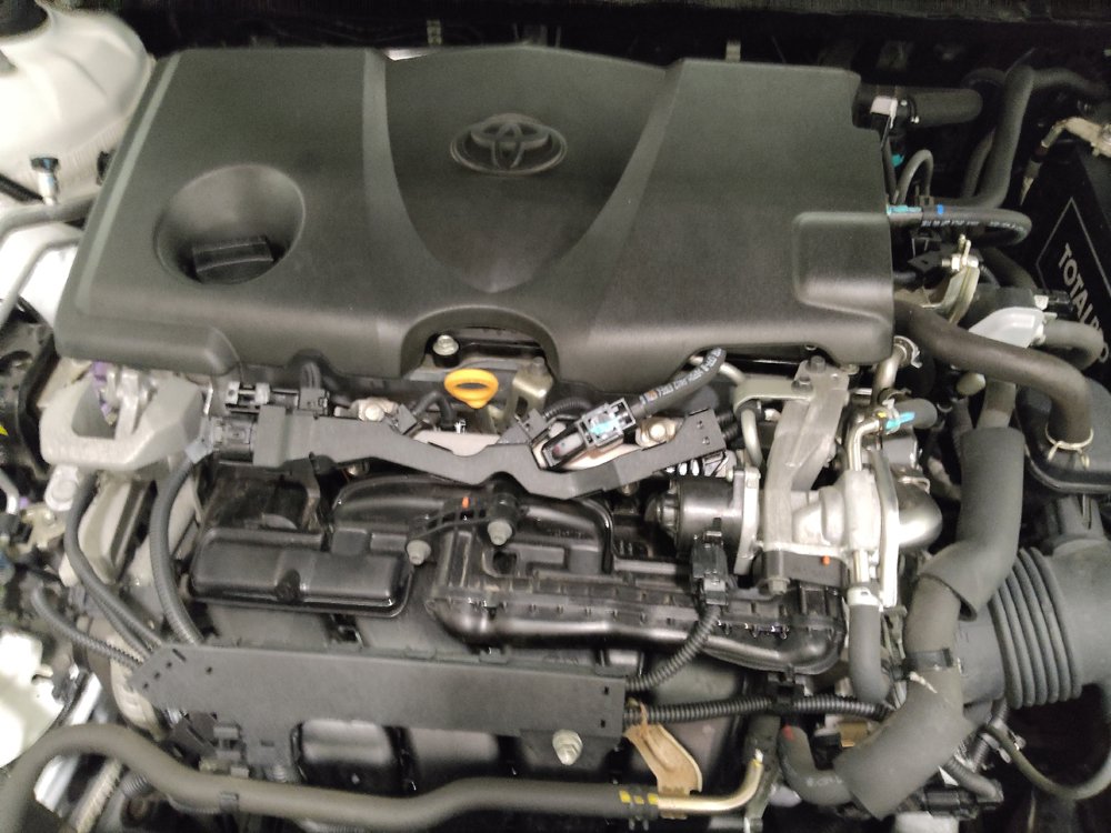 Used 2020 Toyota Camry LE w/ Convenience Package FWD image 30