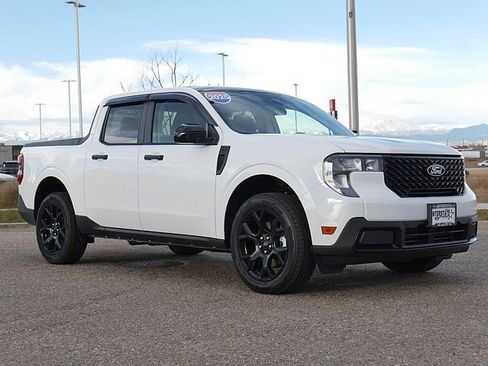 Used 2025 Ford Maverick XLT w/ XLT Luxury Package image 7