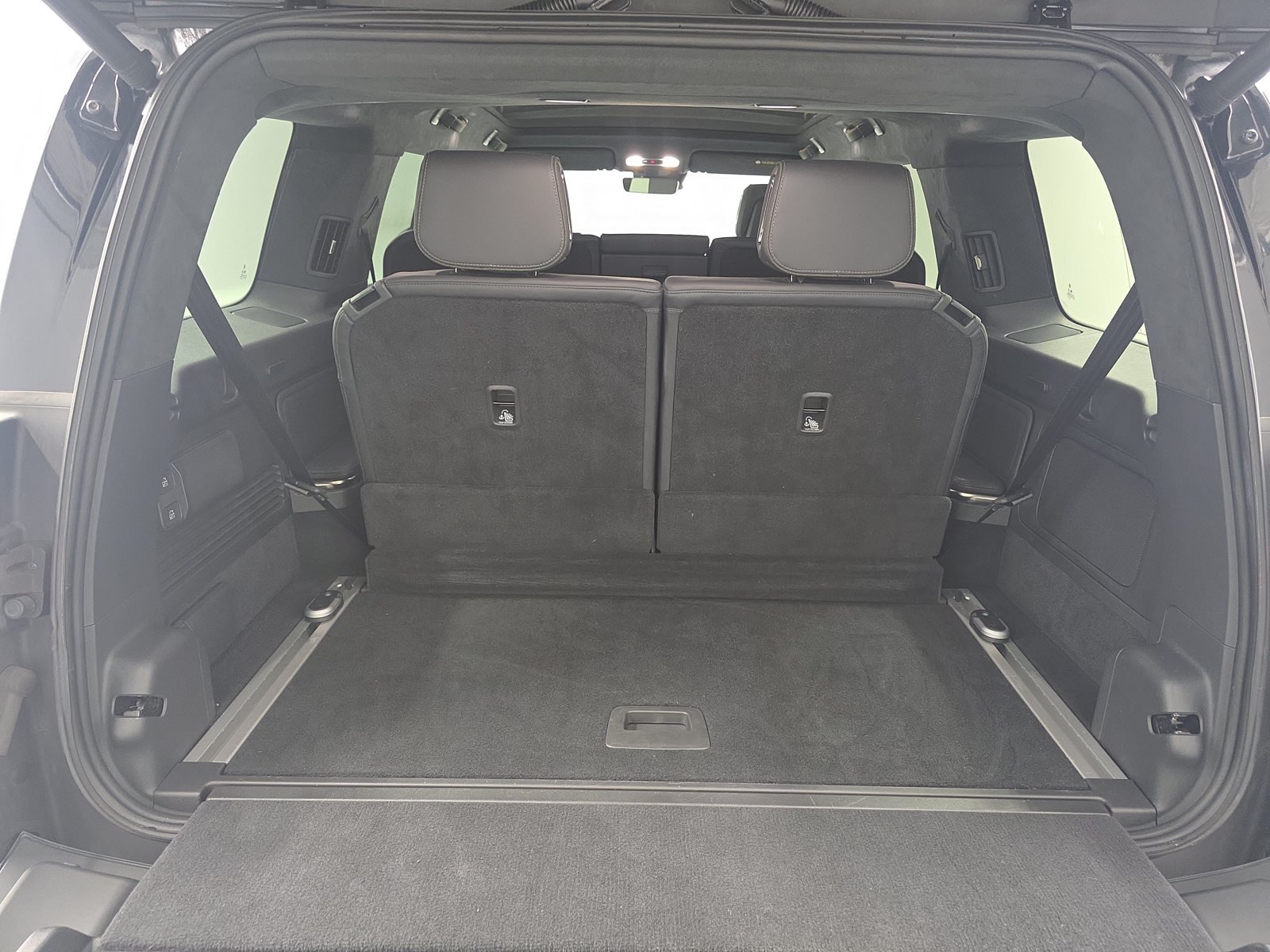 Used 2022 Rivian R1S Launch Edition Quad AWD/4WD image 15
