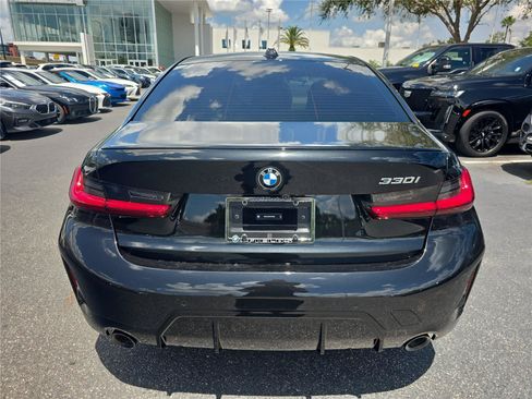 Used 2026 BMW 330i Sedan w/ M Sport Package RWD image 4