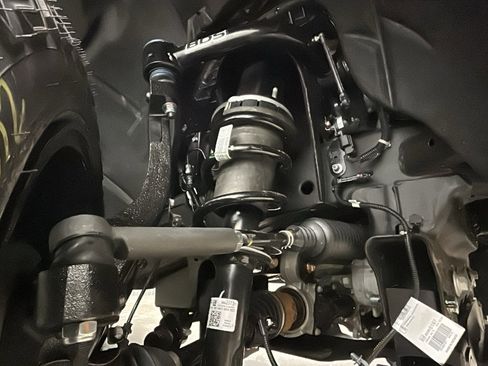 Used 2025 GMC Sierra 1500 Denali Ultimate image 17