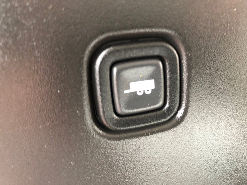 Used 2019 Chevrolet Express 3500 w/ Driver Convenience Package RWD image 31
