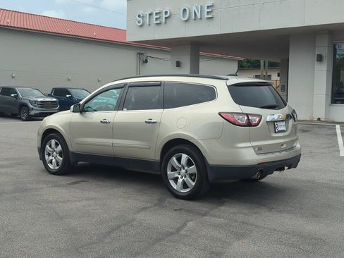 Used 2016 Chevrolet Traverse LTZ FWD image 4