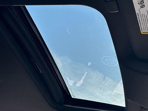 Used 2024 GMC Sierra 2500 AT4 w/ AT4 Preferred Package image 17