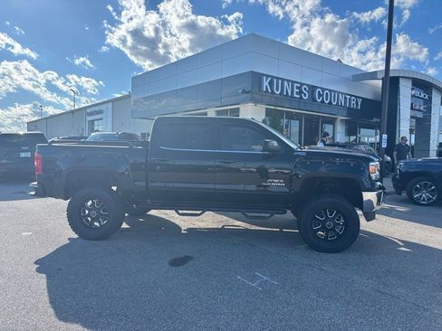 Used 2015 GMC Sierra 1500 SLE w/ SLE Value Package AWD/4WD image 6