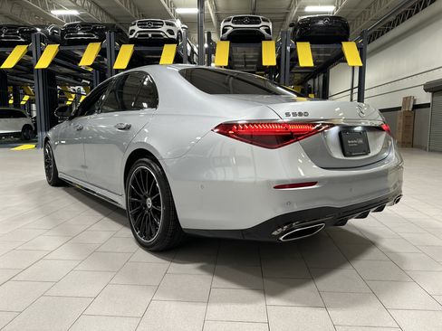 Certified 2024 Mercedes-Benz S 580 4MATIC Sedan image 3