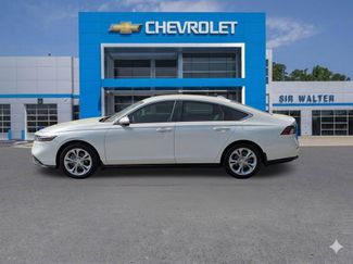 Used 2023 Honda Accord LX video 2