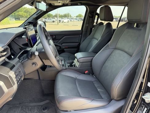 Used 2025 Toyota 4Runner TRD Pro AWD/4WD image 23