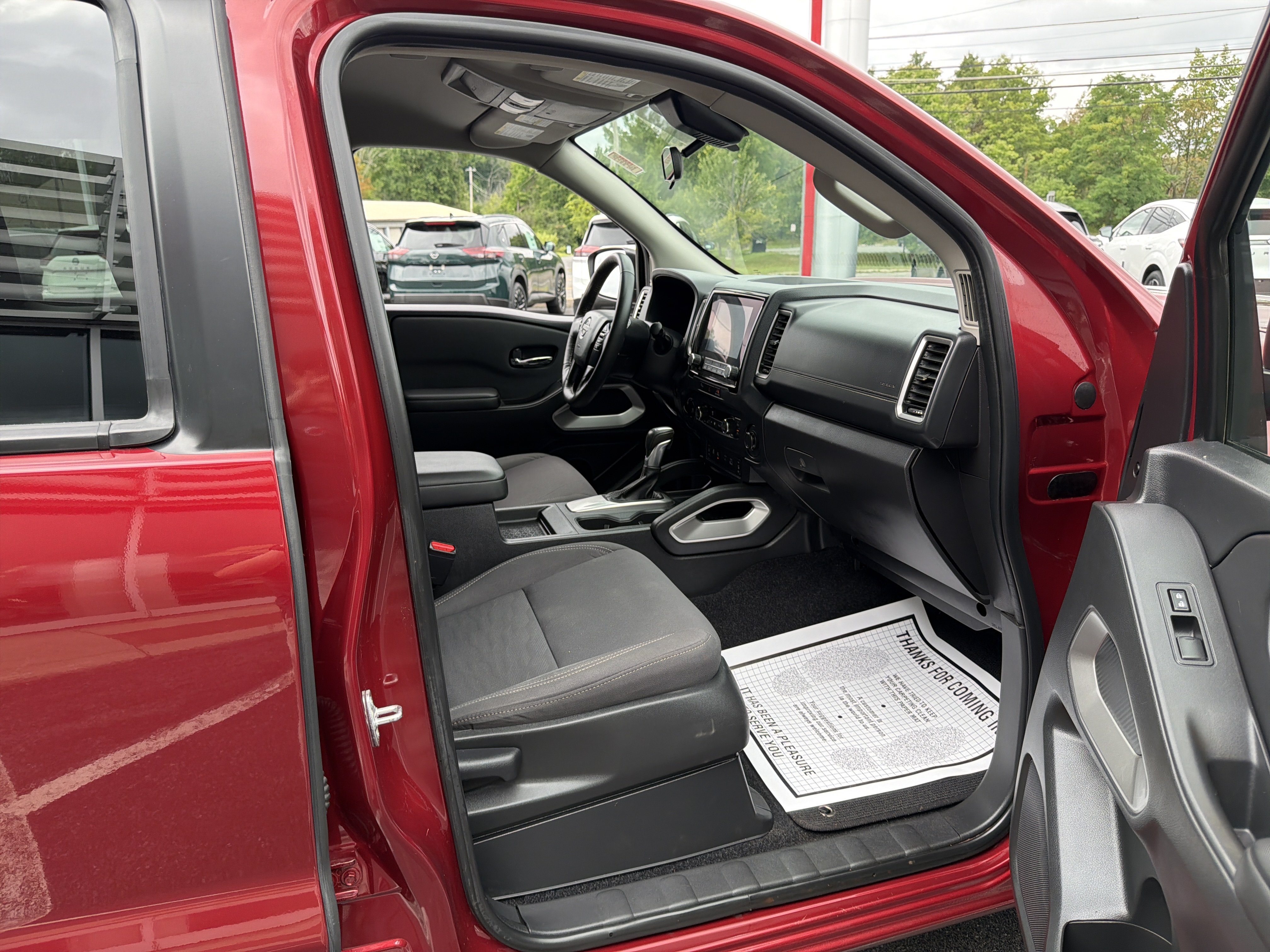Used 2024 Nissan Frontier SV w/ SV Convenience Package AWD/4WD image 10