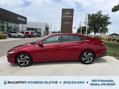 Certified 2024 Hyundai Elantra Limited FWD image 13