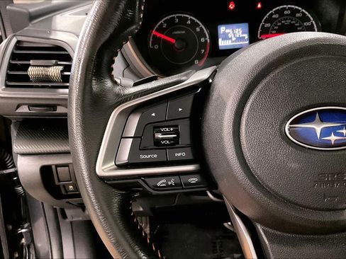 Used 2018 Subaru Crosstrek 2.0i Premium AWD/4WD image 23