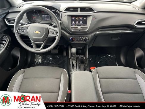 Certified 2023 Chevrolet TrailBlazer LT FWD image 16