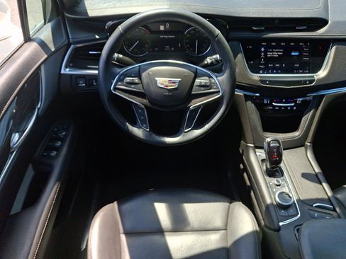 Certified 2022 Cadillac XT5 Premium Luxury AWD/4WD image 22