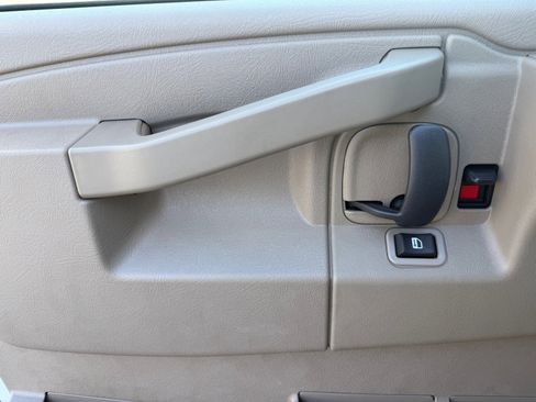 New 2025 Chevrolet Express 2500 w/ Driver Convenience Package image 21