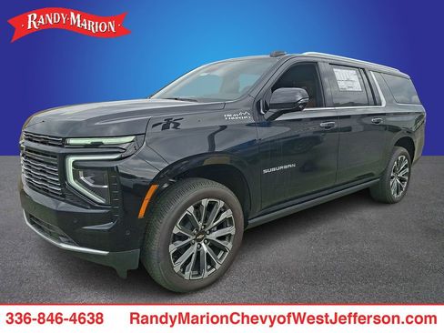 New 2026 Chevrolet Suburban High Country AWD/4WD image 1